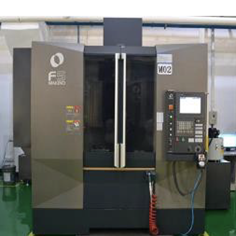 Makino CNC tolerence, 0.005 mm, 900x500x450 mm